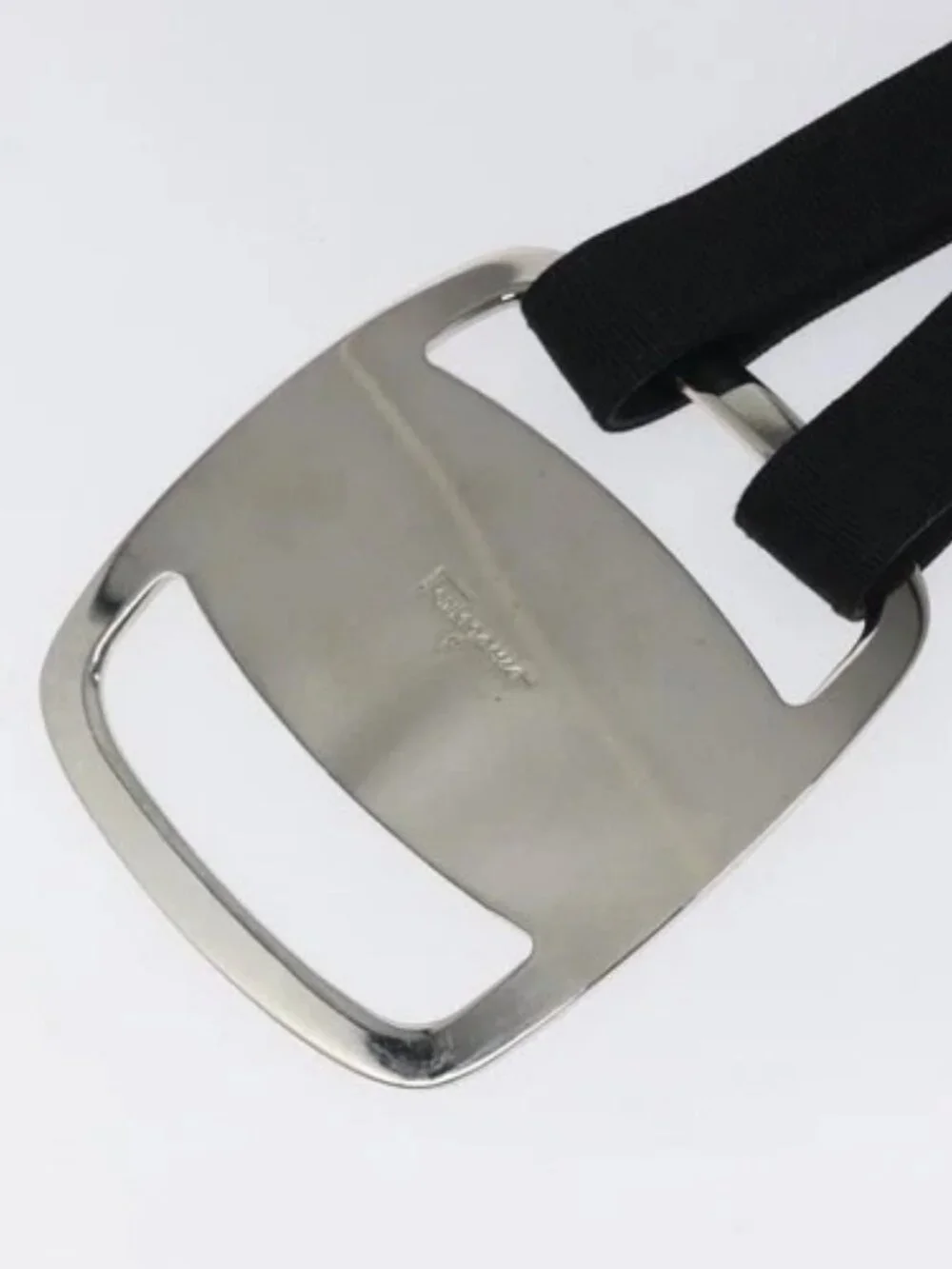Salvatore Ferragamo Vala Belt Canvas 28.7